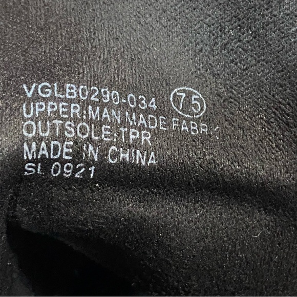 Boota - Picture 7 of 8